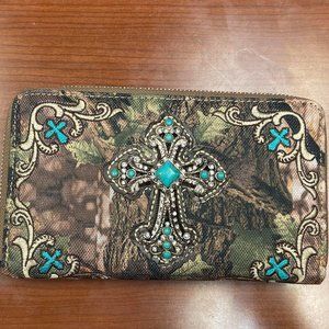 Montana West Zip Around Wallet Camo Cross